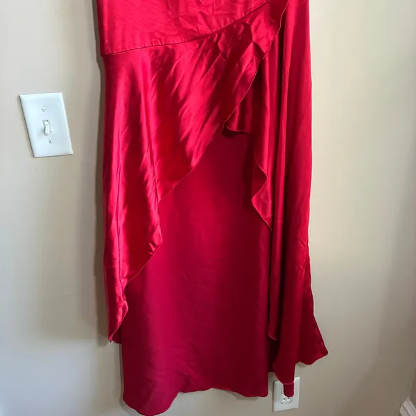 NWT Meshki Sulianna strapless ruffle midi dress vermillion red women's size M - Image 3