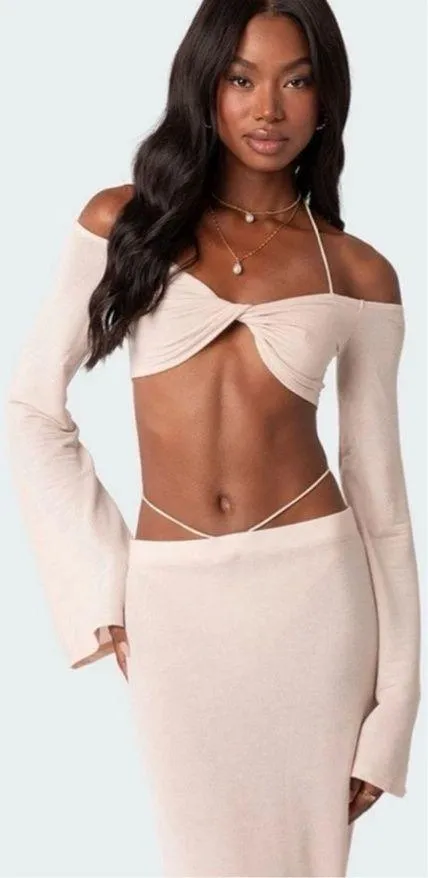 Edikted Celeste Off Shoulder Twist Crop Top Size XS - Image 2