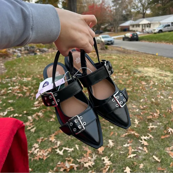 Size 6 Peyton Double Buckle black‎ Slingback Flats by wild fable - Image 7