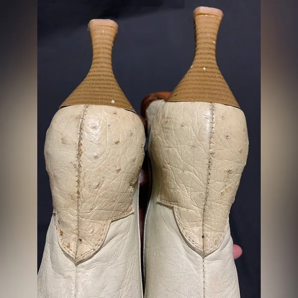 Women’s Mid Calf Heeled Cream color Western Boots approximate size 9/9.5 - Image 13