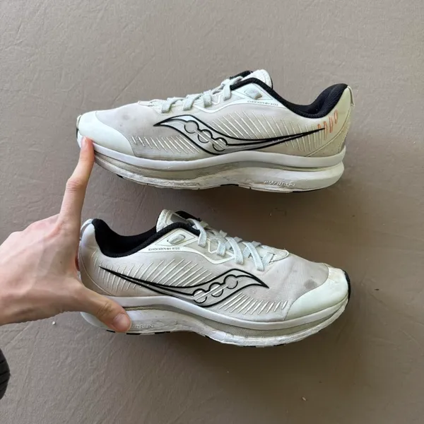 Saucony ENDORPHIN SPEED Sneakers - Image 2