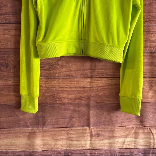 Aerie Real Good Neon Lime Green Velour Cropped Zip Up Hoodie Medium - Image 4