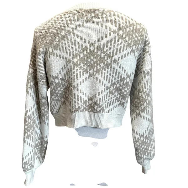 Hollister XS Cream Diamond Pattern Cropped Cardigan VNeck Button Front Knit Cozy - Image 5