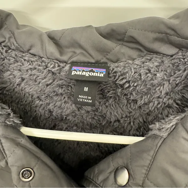 Patagonia Grey Jacket - Image 4