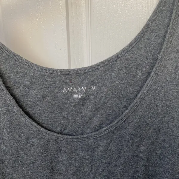 FINAL MARKDOWN Ava and Viv tank top 3x - Image 3