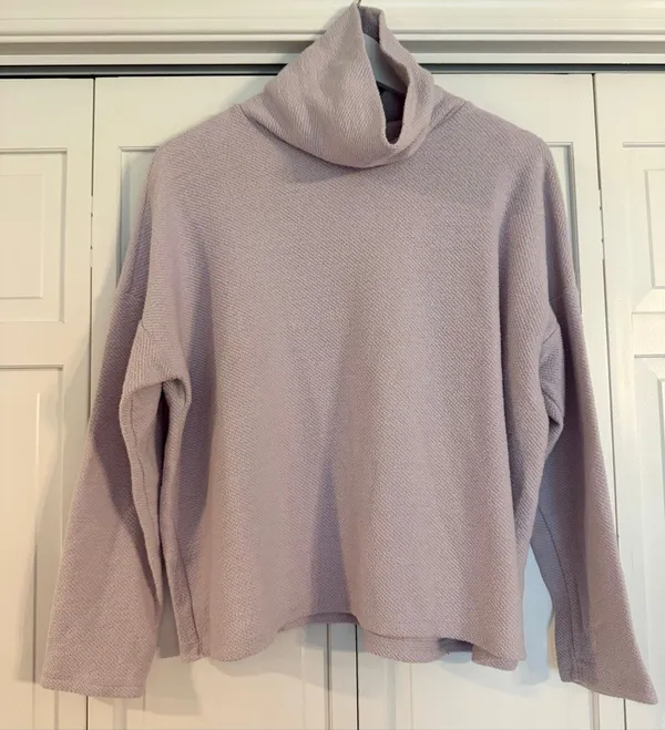 Aerie lavender cowl neck waffle knit sweater size small - Image 2