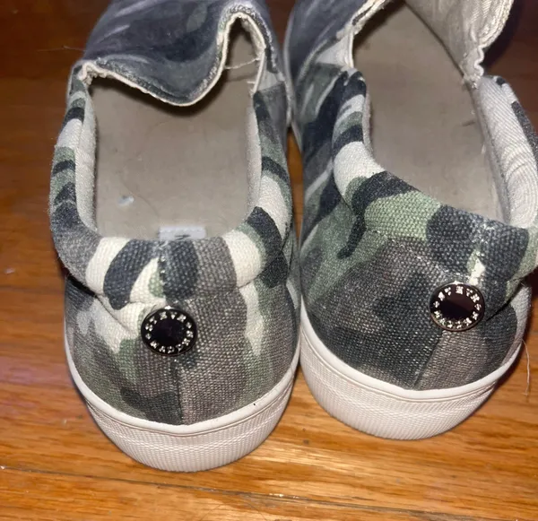 Green Size 8.5 - Image 2