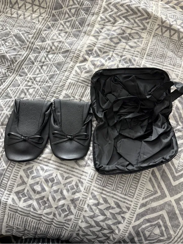 Monogram P Travel Shoe Bag Set Foldable Tote Slippers Black Travel Organizer - Image 6