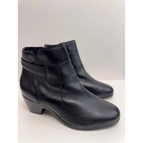 Clarks Boots‎ Size 9US Black Leather Block Heel Zip Up Booties NEW - Image 2