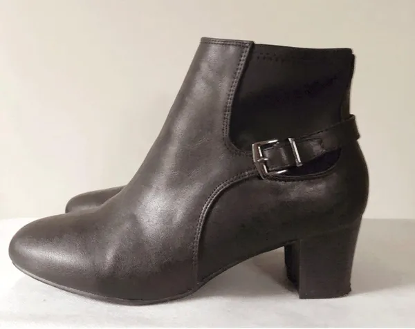 East 5th Rain Black Faux Leather Booties - Image 7