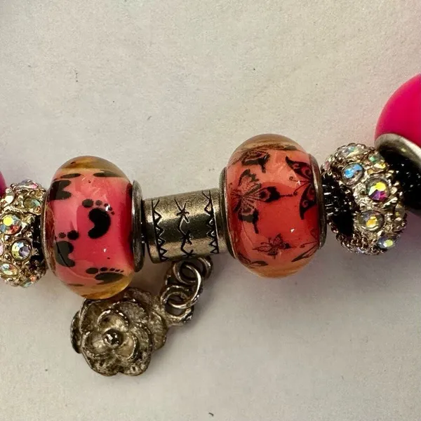 NRQ Avon pink heart tinkerbell rose charm bracelet - Image 9