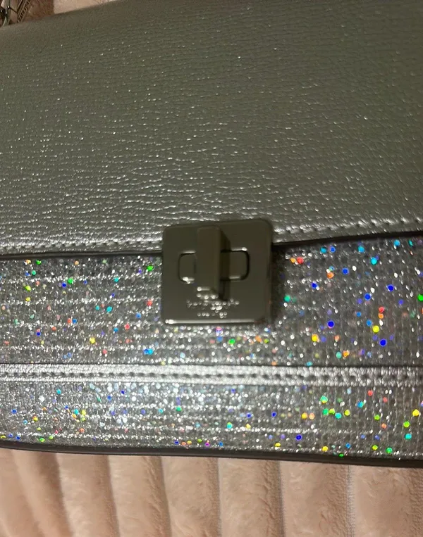Crossbody - Image 2