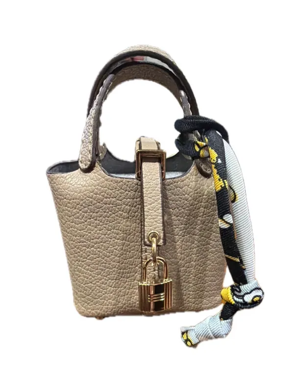 Source Unknown NWOT Mini Bucket Picotin Lock Style Purse/Keychain - Image 2