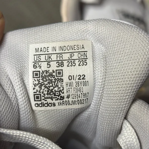 Adidas White and Gray Athletic Shoes size 6.5 - Image 2
