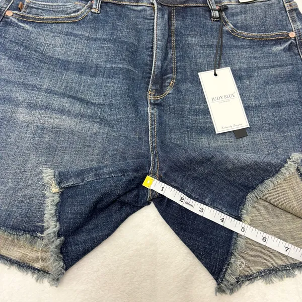 Judy Blue High Waist Women's Frayed Hem Jean Shorts - Dark Blue Size‎ XL - Image 4