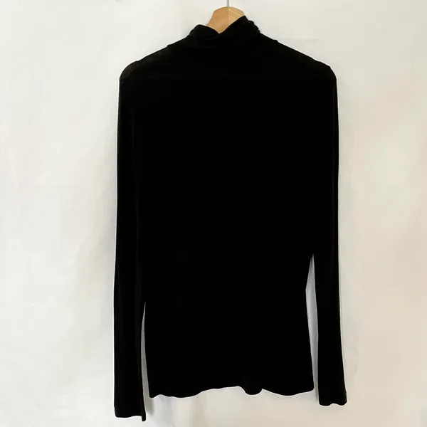 Banana Republic black lightweight turtleneck base layer women's M modal top - Image 7