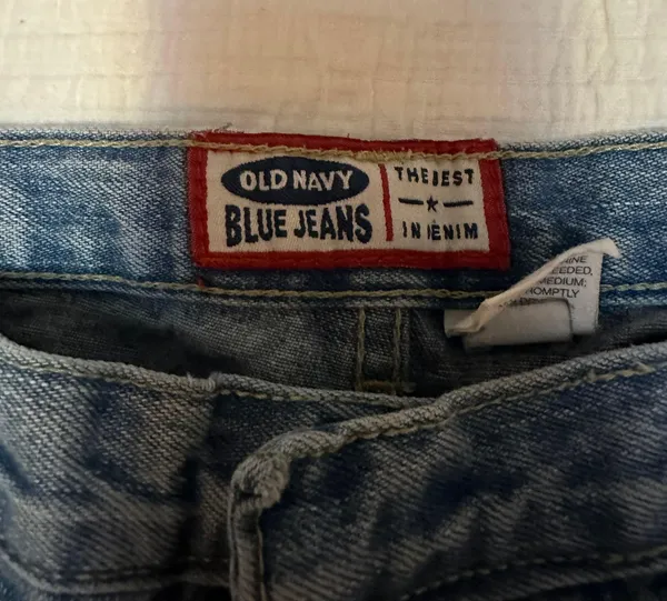 Old Navy Vintage Low rise Jeans - Image 3