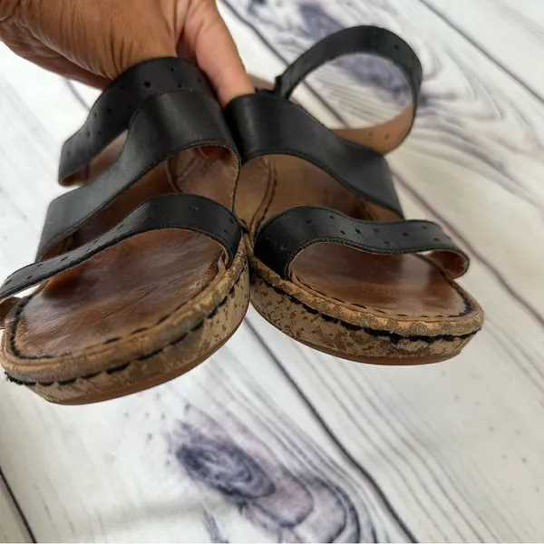 BORN Cork 3” Wedge Heel Strappy Slip-On Black Leather Sandals Sz‎ 10 Platform - Image 2