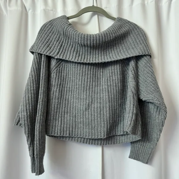 Forever 21 Solid Gray Y2K Off the Shoulder Baggy Pullover Sweater Size Medium - Image 3