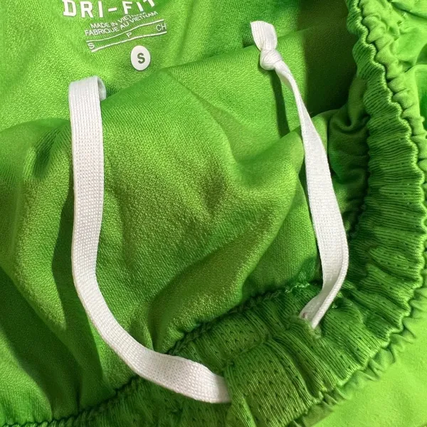 ‎Nike small shorts - Image 2