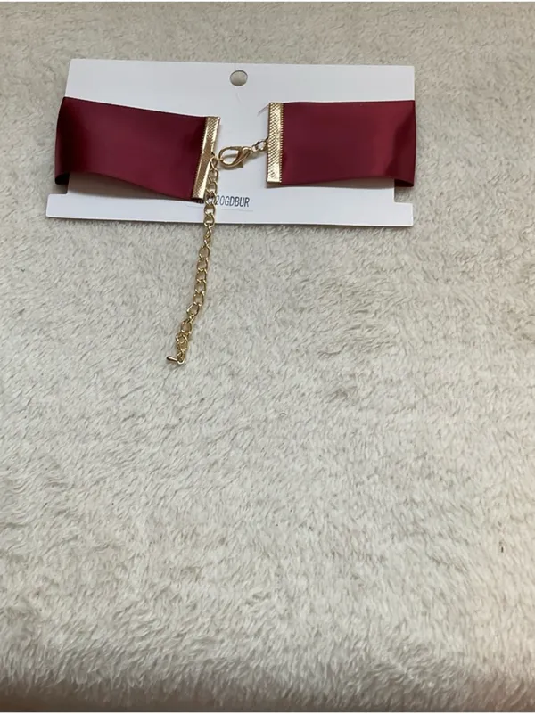 Vera by New York Satin Burgundy Bow Choker - Image 3