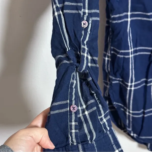 Nine West‎ Jeans Women Blue Plaid Button Up Blouse size Small. - Image 4