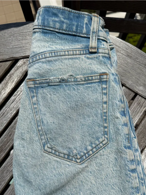 Abercrombie & Fitch Light Wash Cropped Distressed Jeans - Image 3