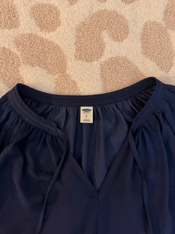 Old Navy Blue Blouse - Image 3