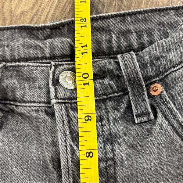 Levi's 501 Jeans Women 28x30 Grey Denim Original Fit Button Fly Stretch 5 Pocket - Image 7