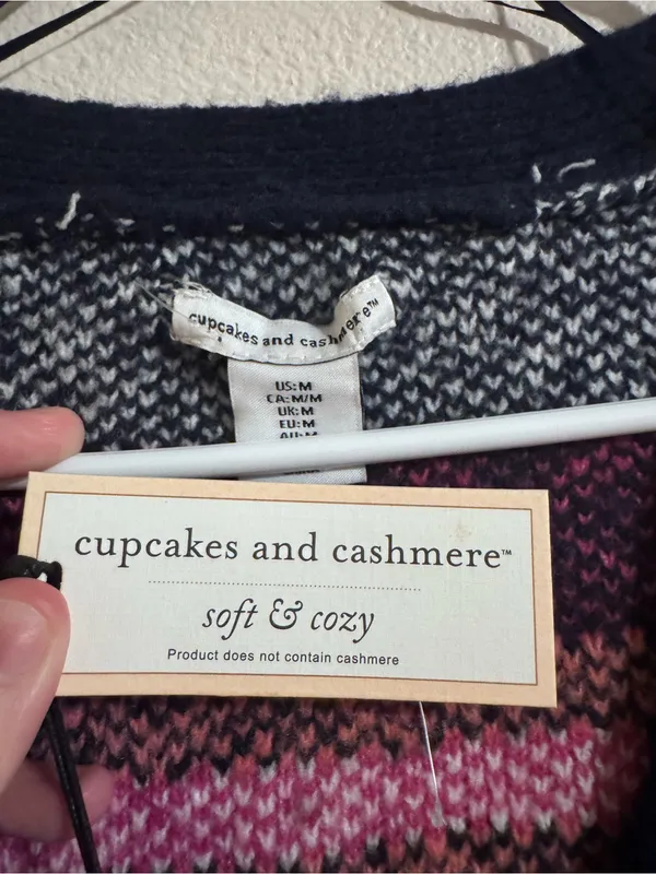 NWT cupcakes & cashmere Navy, Pink and White Fair Isle Button Cardigan - Image 2
