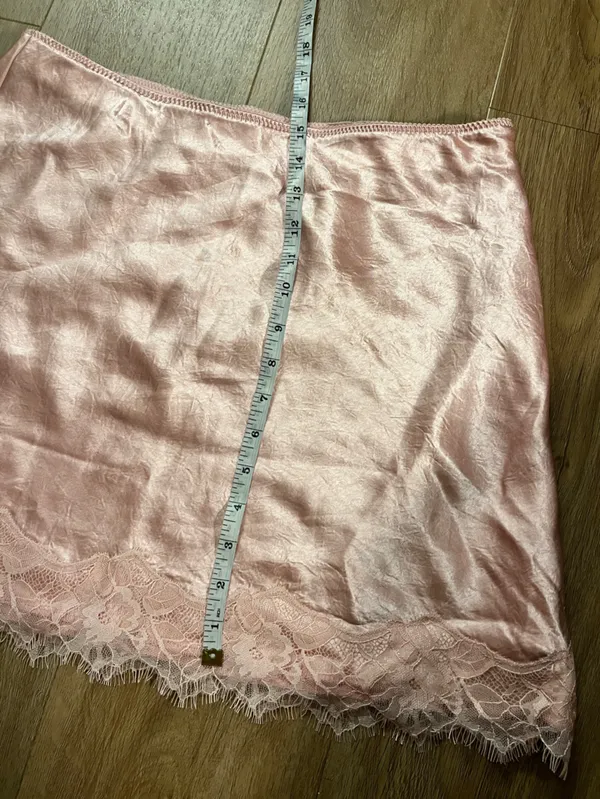EXPRESS Satin Lace Trim Mini Skirt - Image 7