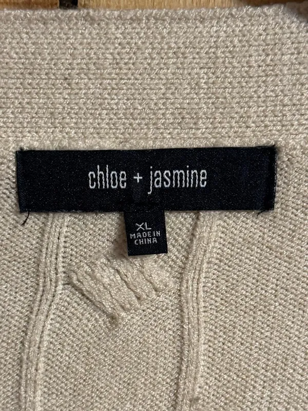 Chloe + Jasmine Cream Cable Knit Button Front Cardigan XL - Image 2