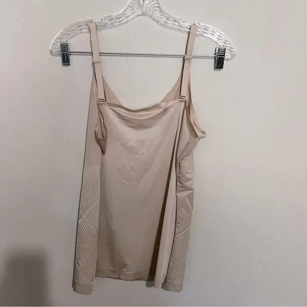 SPANX Thinstincts 2.0 Champagne Beige‎ Shapewear Camo Tank Top - Image 9