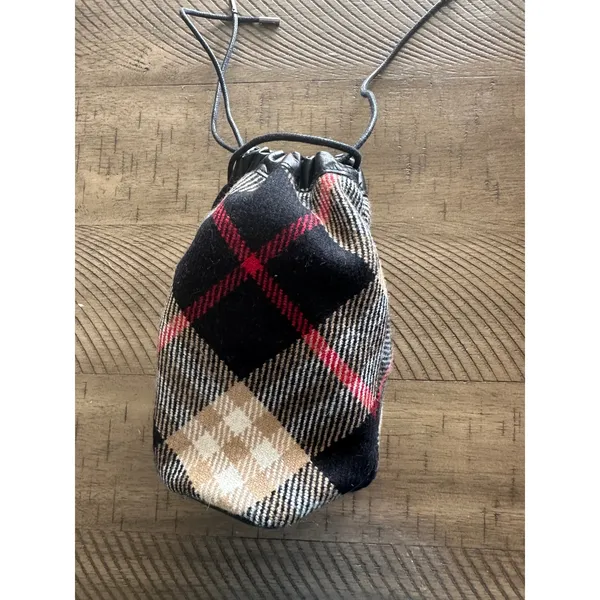 Burberry Classic Plaid Wool/Leather Travel Ballet Flats with Matching Pouch Bag - Image 6