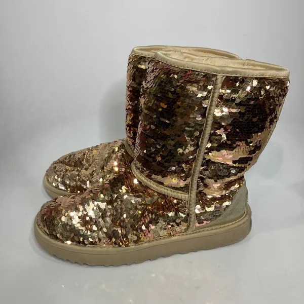 Ugg Classic short sequin boots champagne‎ tan women's size 8 limited edition - Image 3