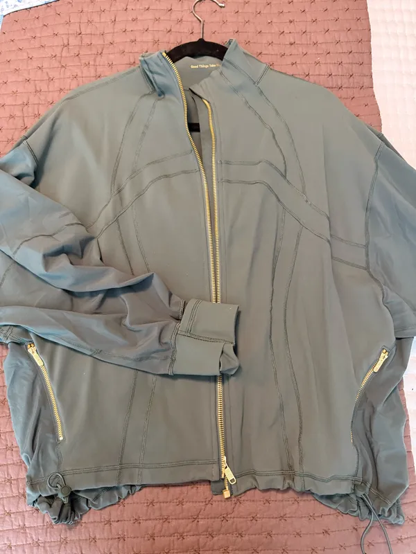 Lululemon jacket - Image 2