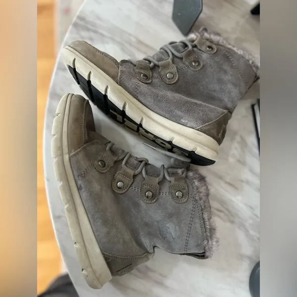 Sorel Joan Explorer Grey/Taupe Lace Up Fur Lined Boot - Image 5