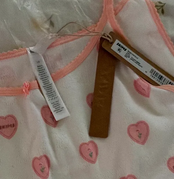 SKIMS POINTELLE TANK Snow Lace Hearts sz L - Image 7