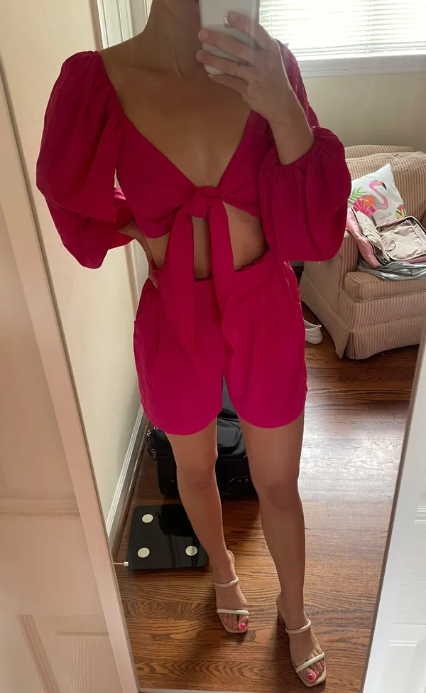 Two Piece Crop Top Shorts Set Pink - Image 2