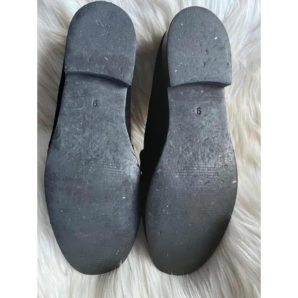 Black Women's Suede Loafers with Gold Buckle Detail Size 9 - Image 2