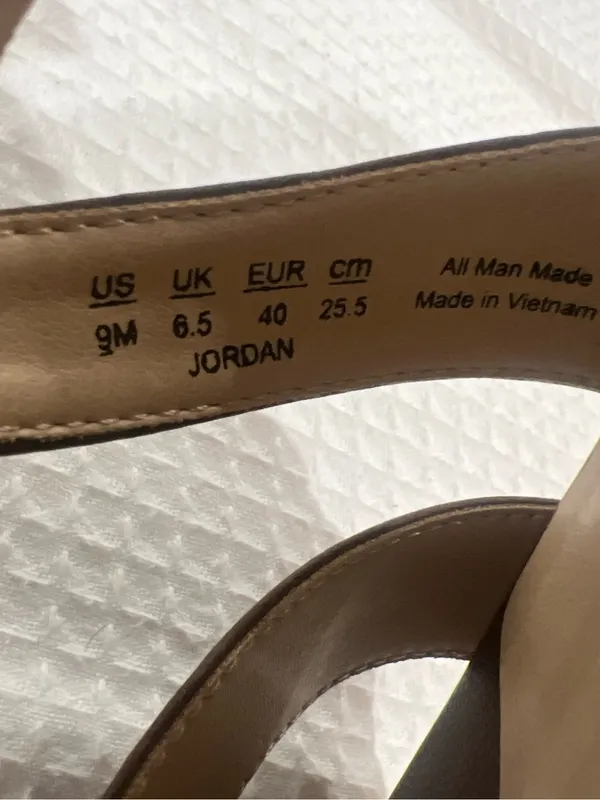 Life Stride Brown Leatherette Crisscross Block Heel Sandals - Image 9