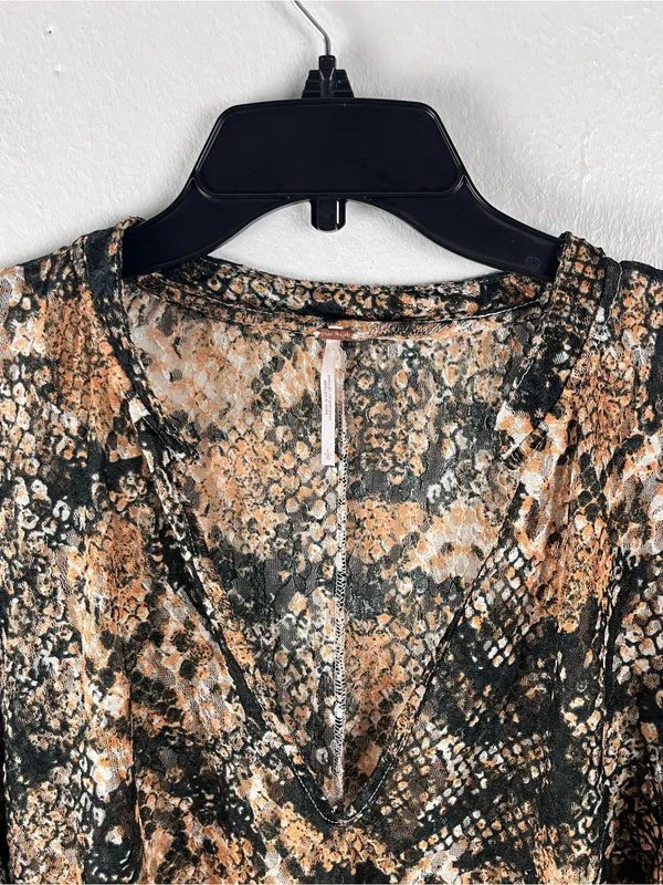 FREE PEOPLE Out For The Night Faux Snakeskin Print Sheer Top Size Large Boho - Image 7