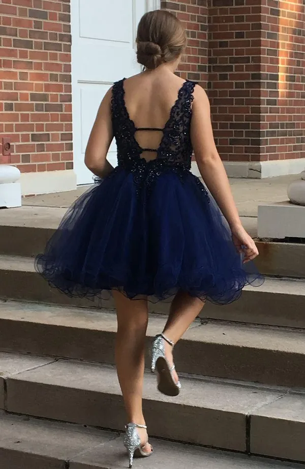 Homecoming Dresses Size 6 - Image 5