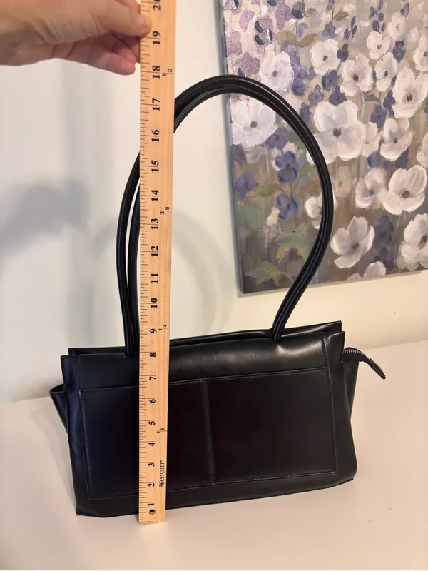 Madison west black shoulder bag faux vegan leather city contemporary - Image 10
