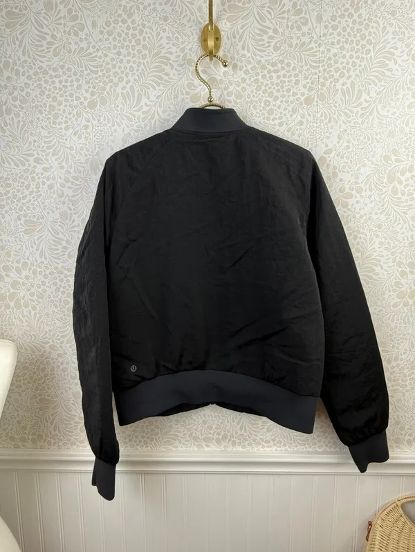 Lululemon Women's Black Non-Stop Bomber *Reversible - Size - 8 - Image 9