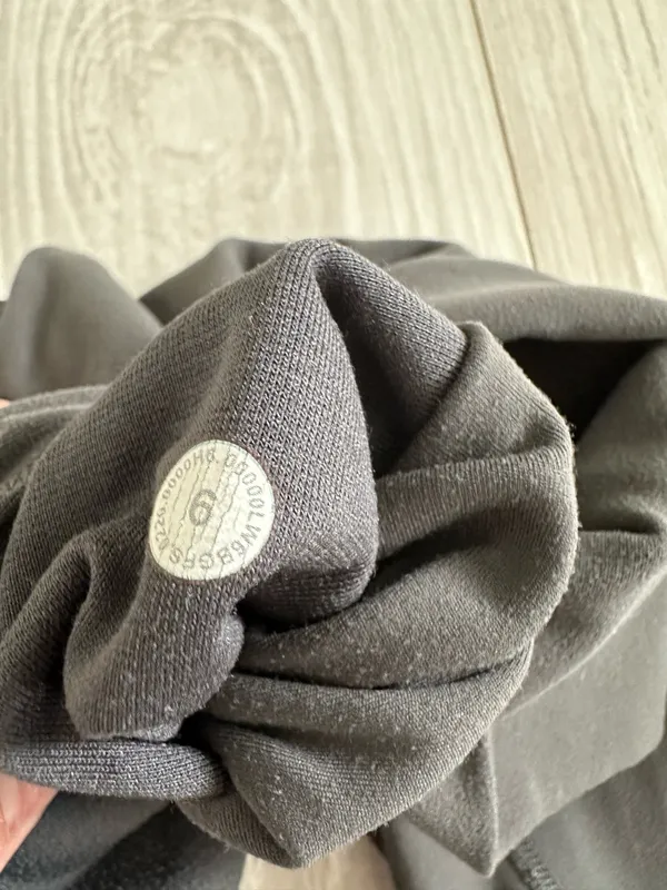Lululemon Align Leggings - Image 4