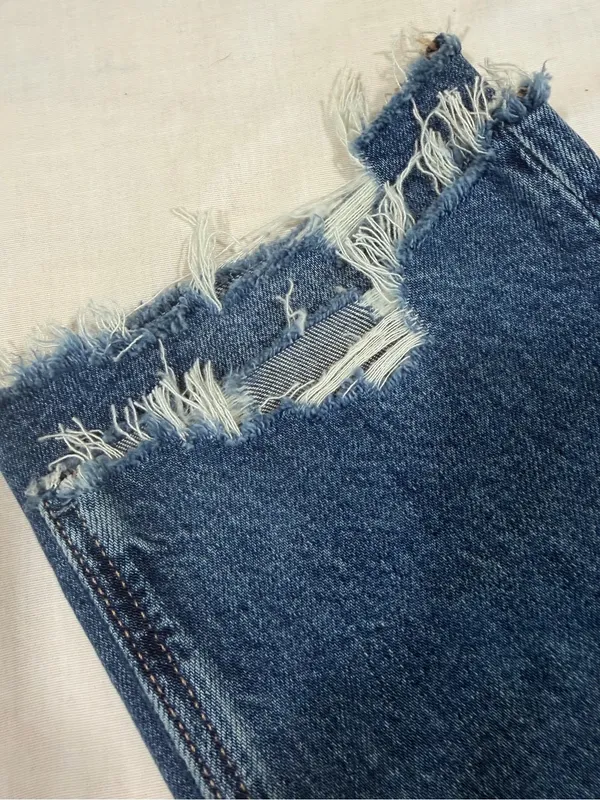 American Eagle Mom Jean Strigid Raw Hem Medium Blue Denim High-Rise Size 8 - Image 10
