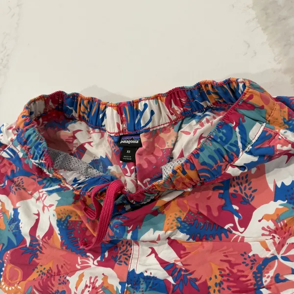 Patagonia Barley Baggies 2.5” Pull On Shorts Women’s XS Wild Waratah Reef Pink - Image 5