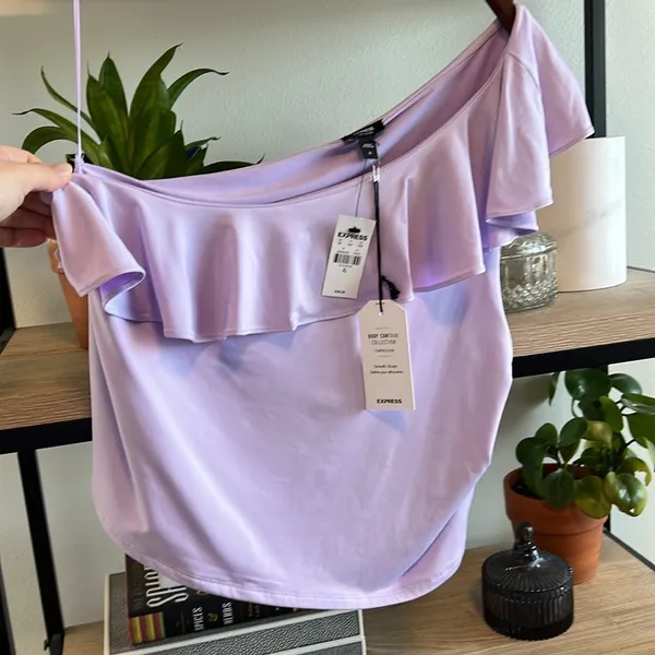 NWT Express Body Contour Compression Stretch Ruffle One Sleeve Tank, XL - Image 2
