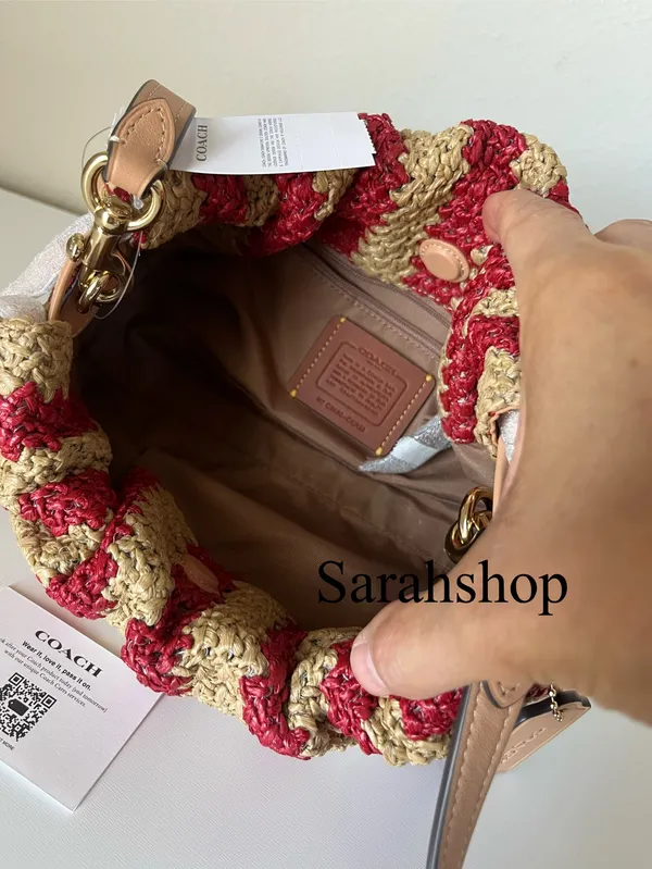 Coach Faye Shoulder Bag - Image 10